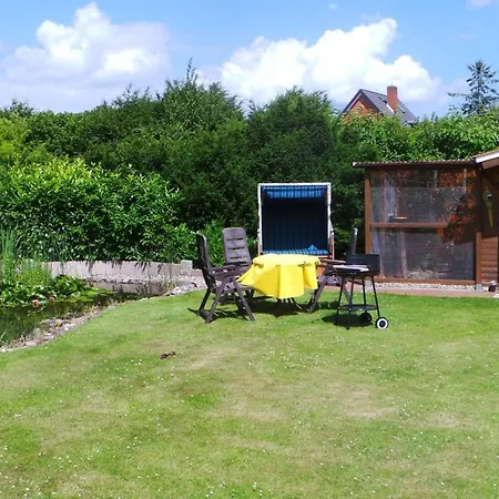 Ferienhaus-teichrose * Grube